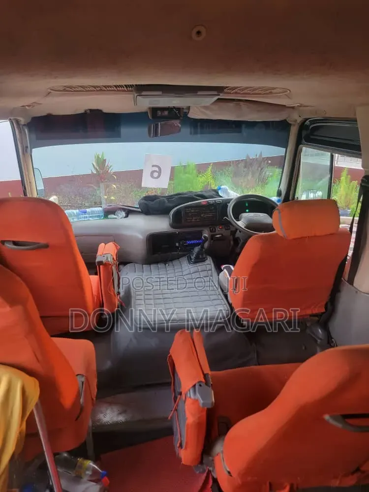 Toyota Coaster 2000 White