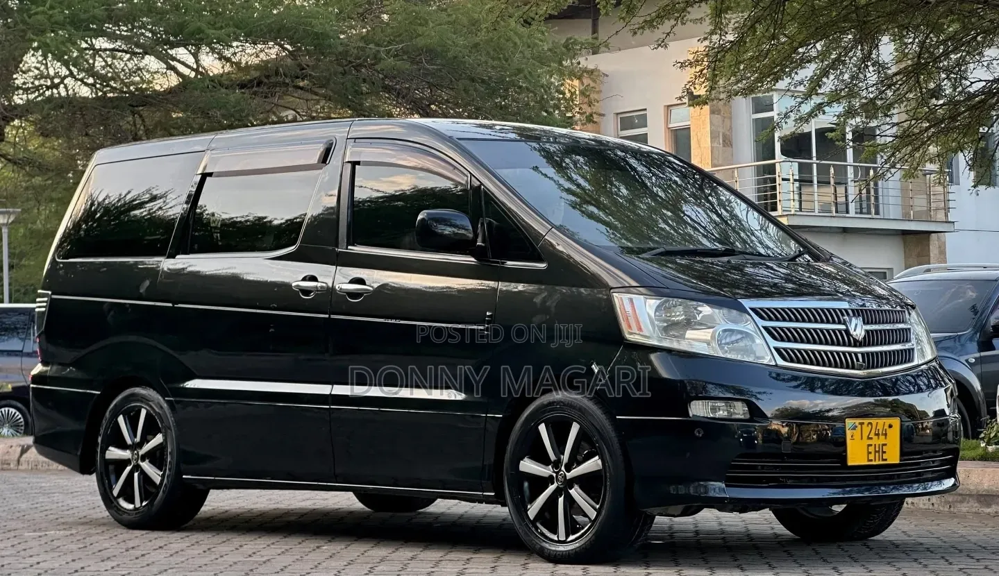 Toyota Alphard 2004 Black
