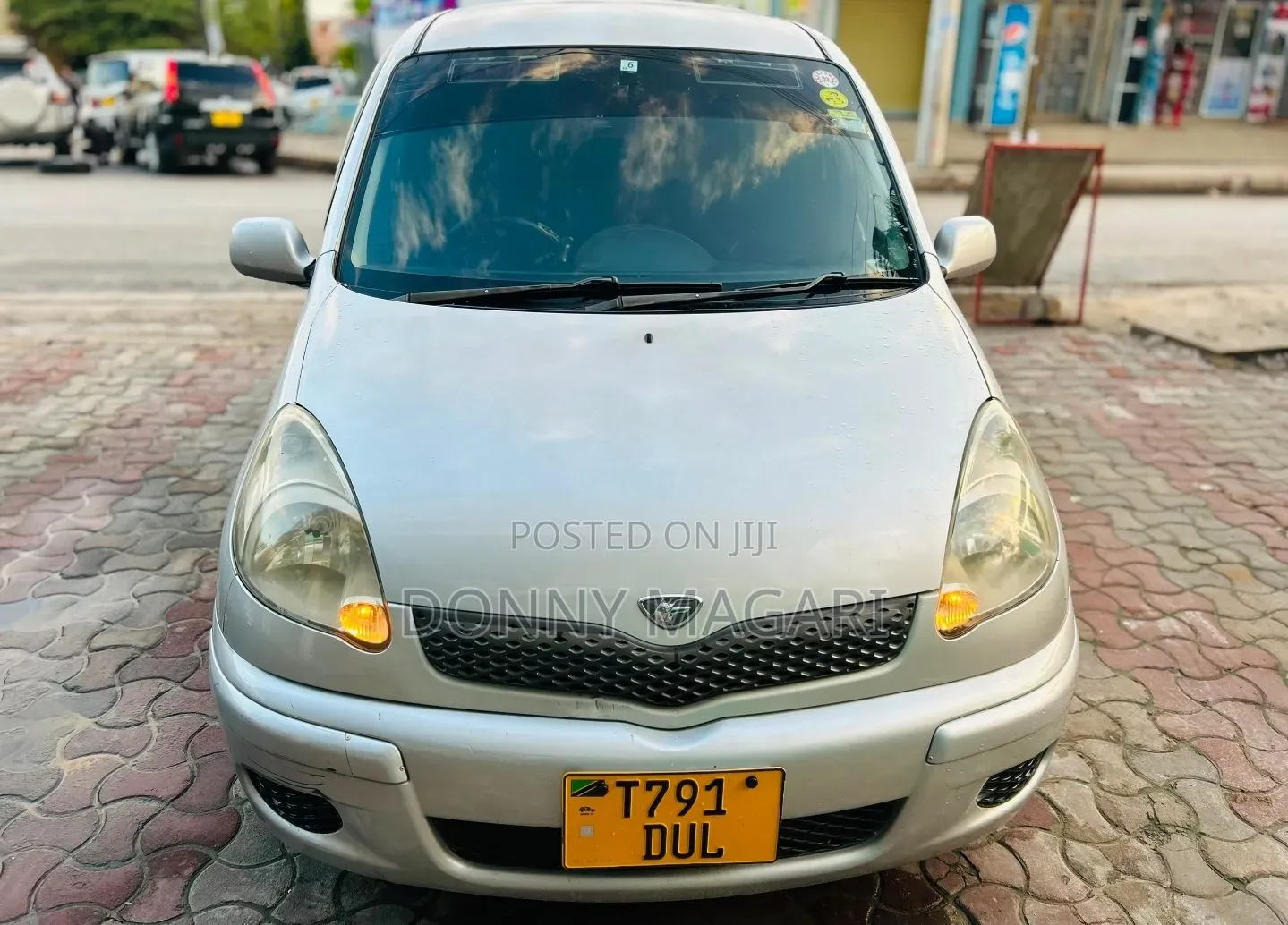 Toyota Fun Cargo 2005 Silver