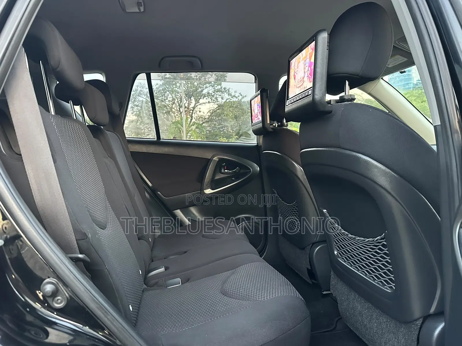 Toyota RAV4 2010 Black