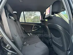Toyota RAV4 2010 Black