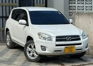 Toyota RAV4 2008 White
