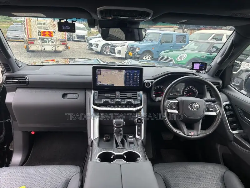 Toyota Land Cruiser LC300 2023 Black