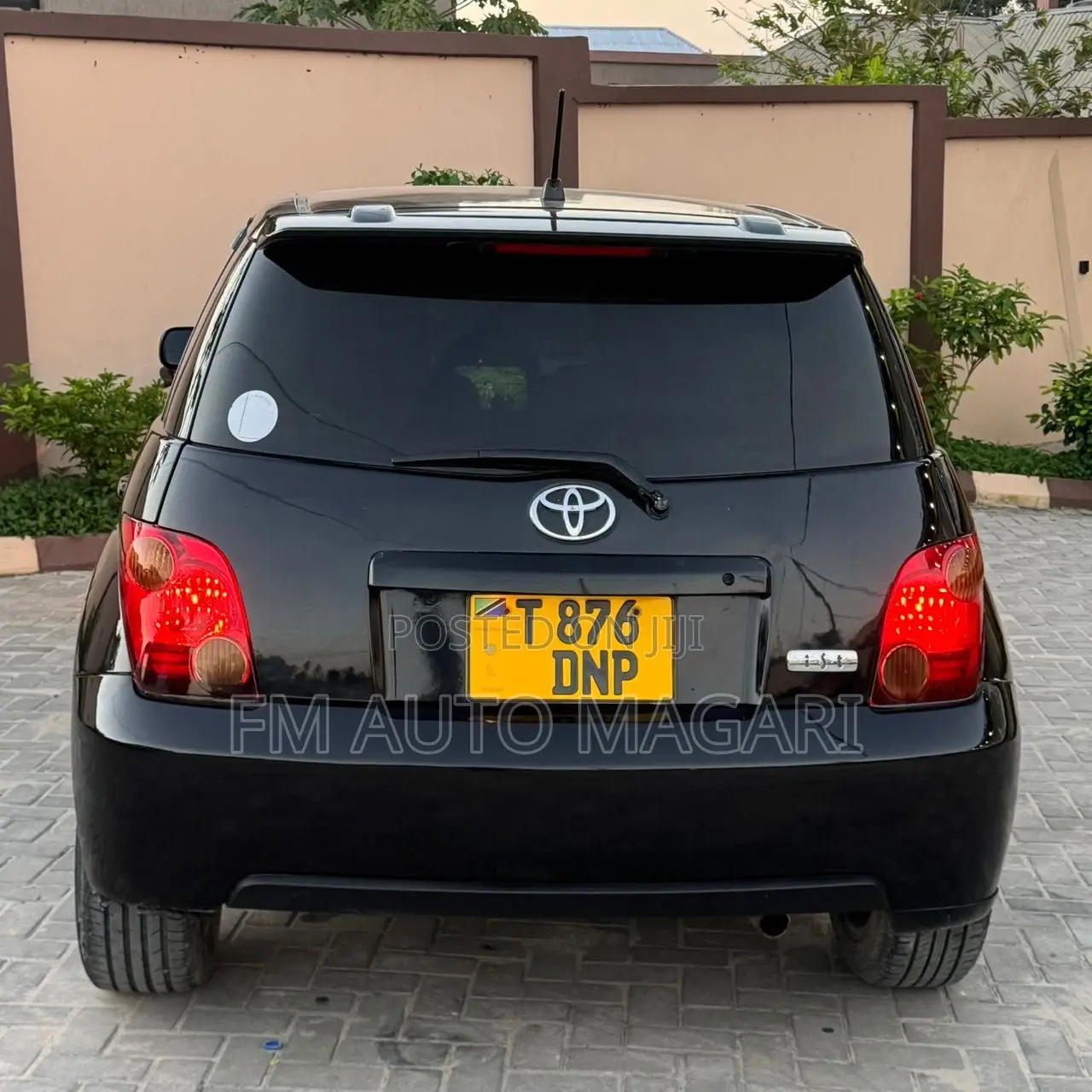 Toyota IST 2004 Black