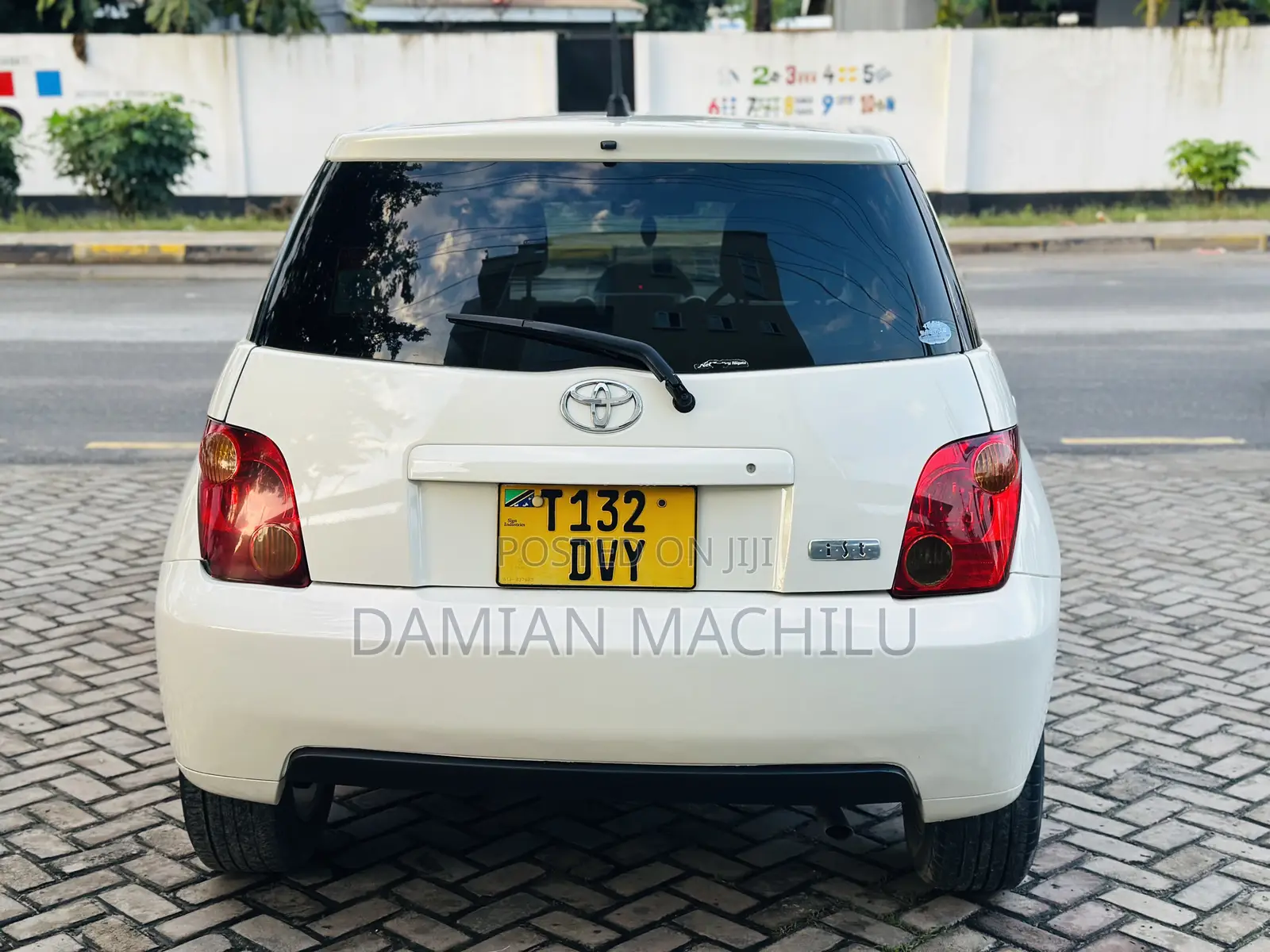 Toyota IST 2004 White