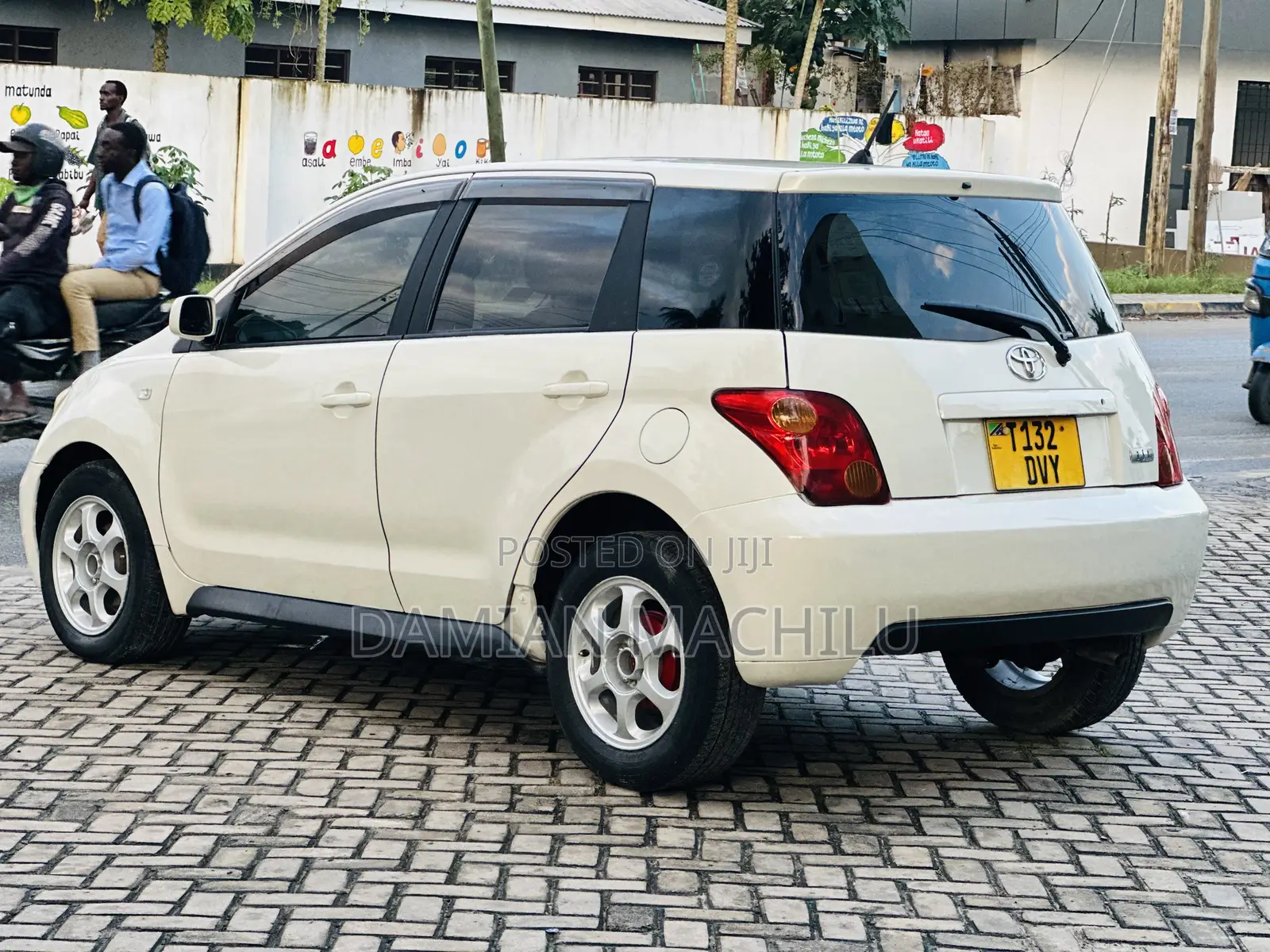 Toyota IST 2004 White