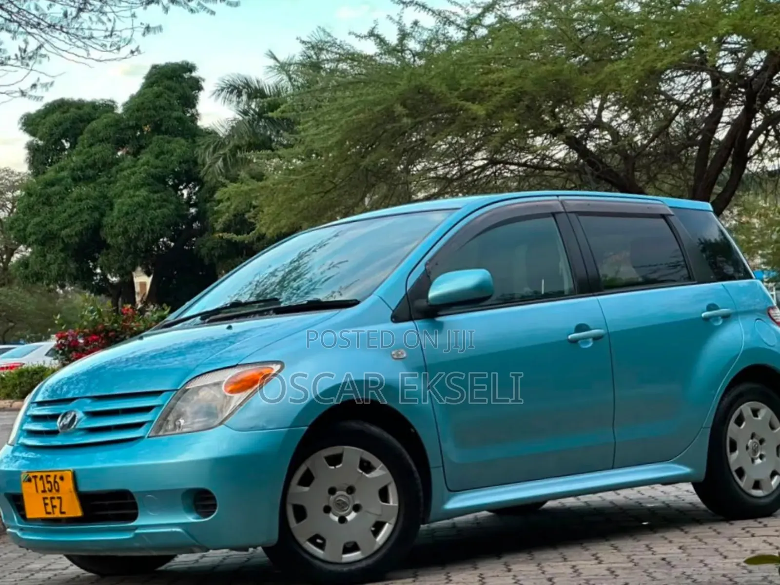 Toyota IST 2006 Green