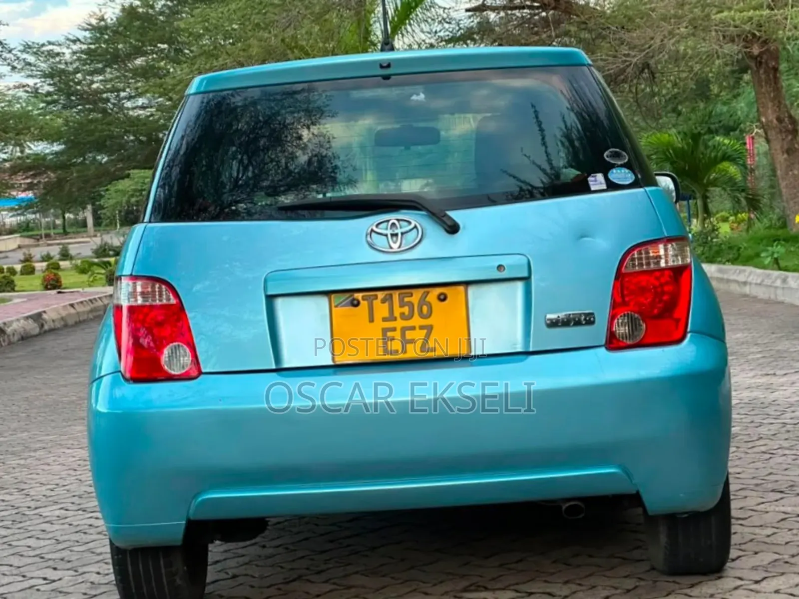 Toyota IST 2006 Green