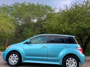 Toyota IST 2006 Green