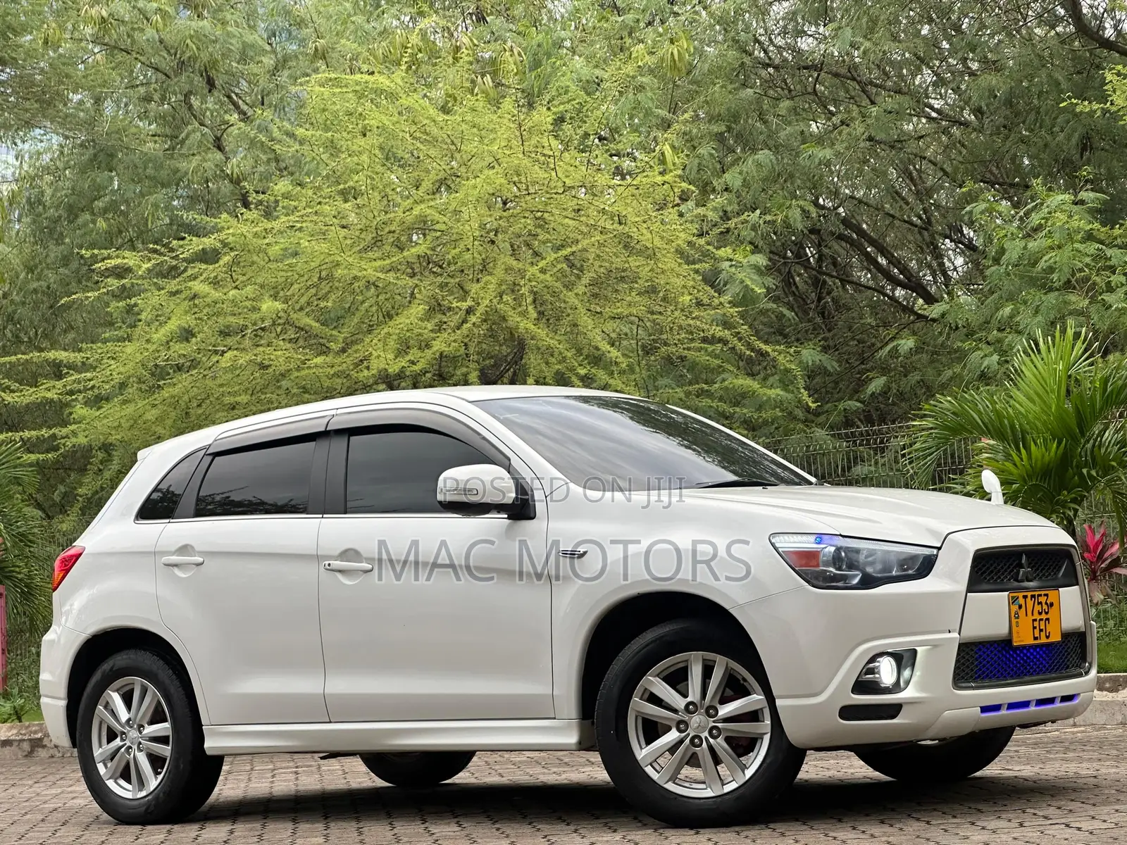 Mitsubishi RVR 2.0 2012 White