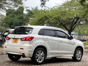 Mitsubishi RVR 2.0 2012 White