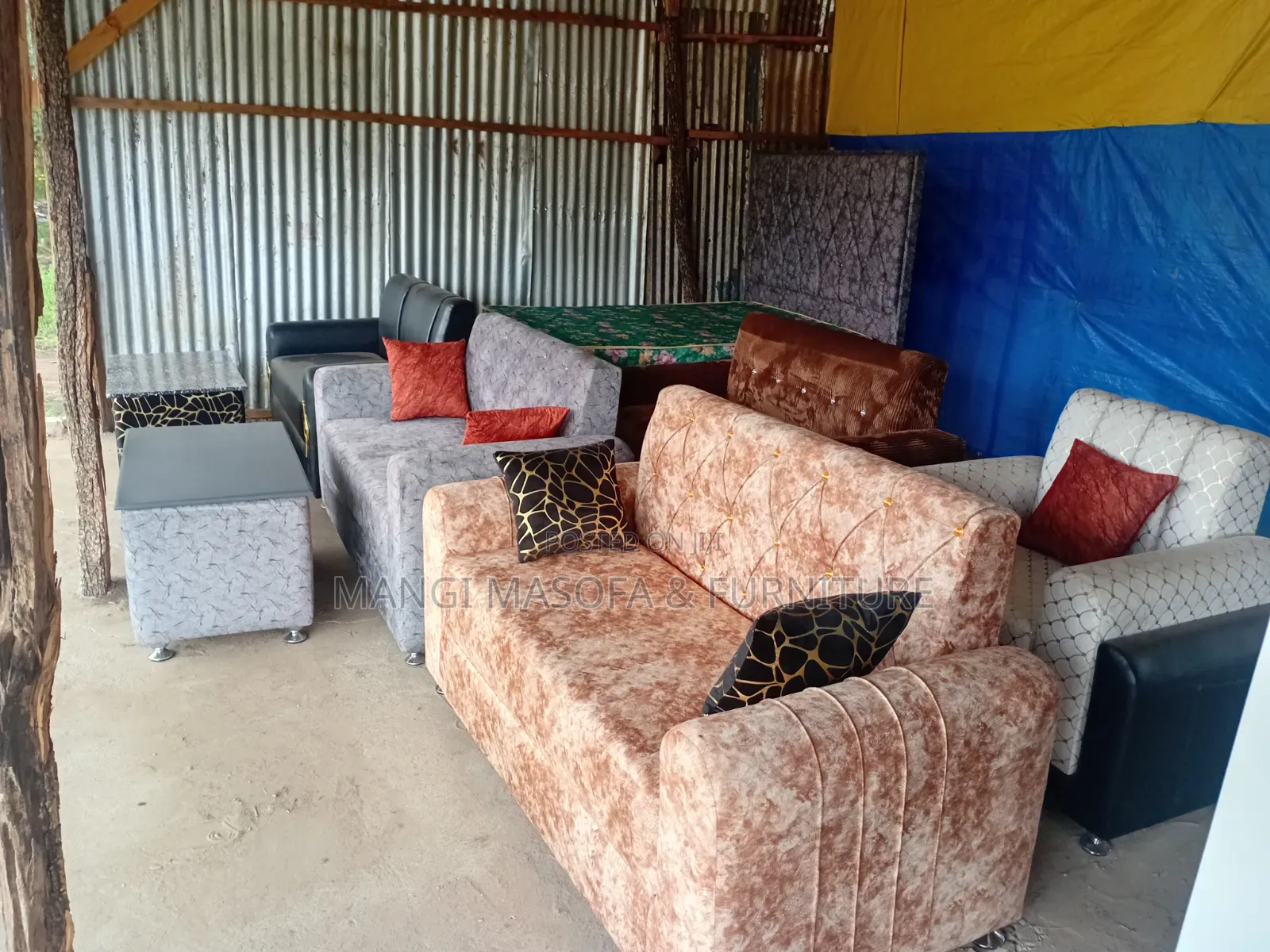 Sofa Ya Watu Wawili