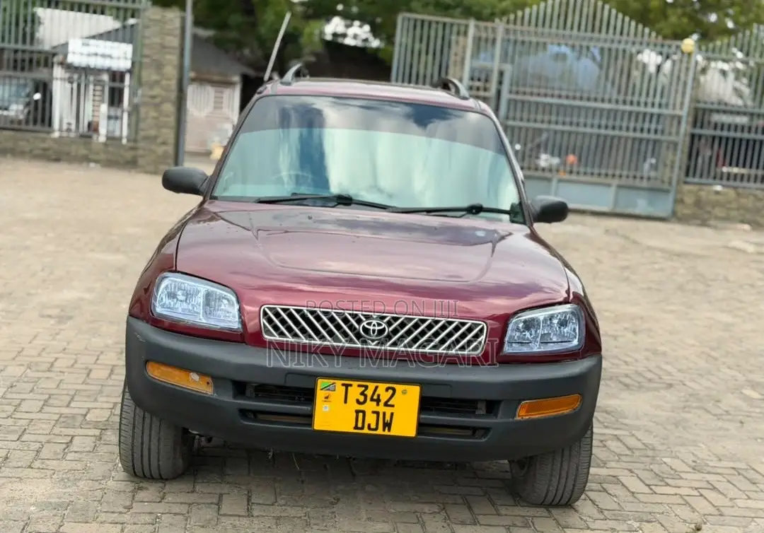 Toyota RAV4 2004 Maroon