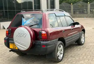 Toyota RAV4 2004 Maroon