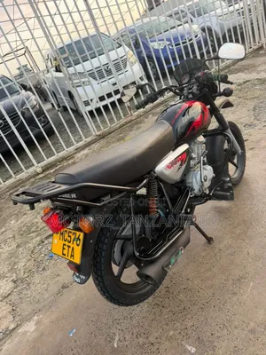 Bajaj Boxer X125 2025 Black