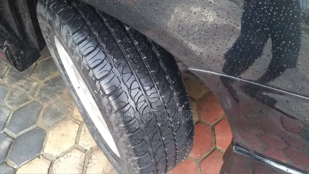 Toyota Kluger 2005 Black