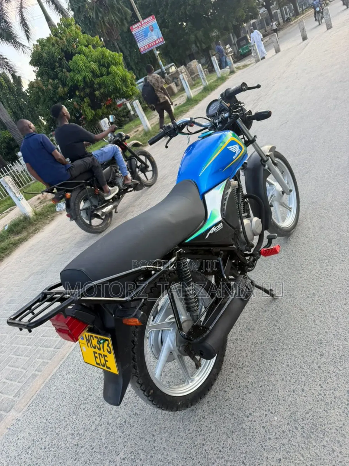 Honda 2024 Blue