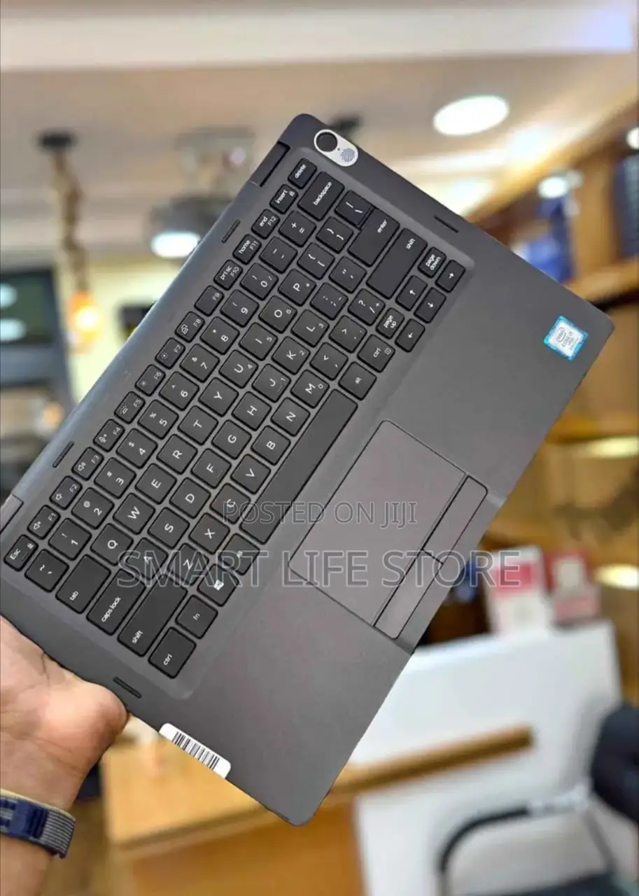 New Laptop Dell Latitude 5300 8GB Intel Core i7 SSD 256GB