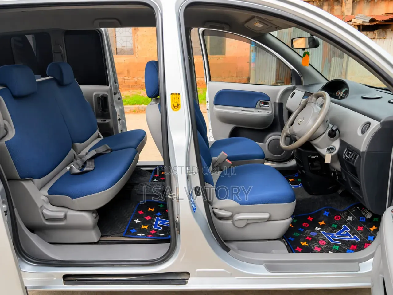 Toyota Sienta 1.5 AWD 2006 Silver