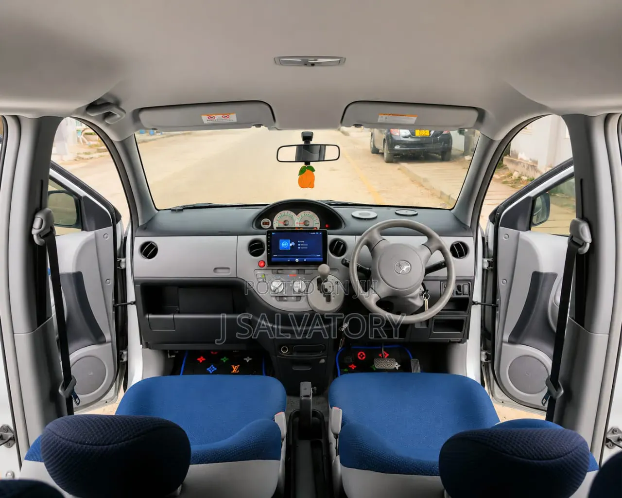 Toyota Sienta 1.5 AWD 2006 Silver