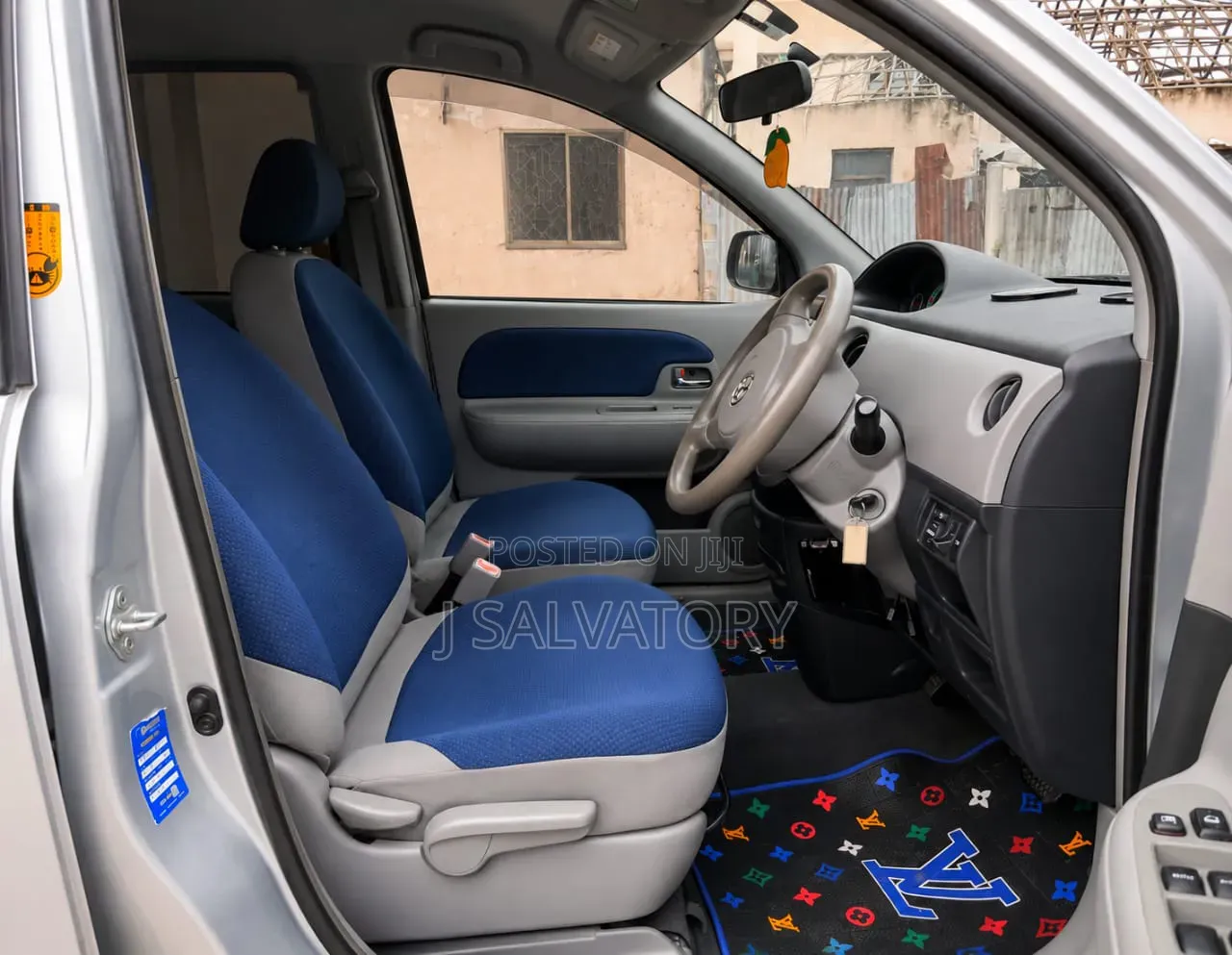 Toyota Sienta 1.5 AWD 2006 Silver
