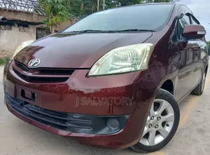 Toyota Passo Sette 1.5 AWD 2010 Red