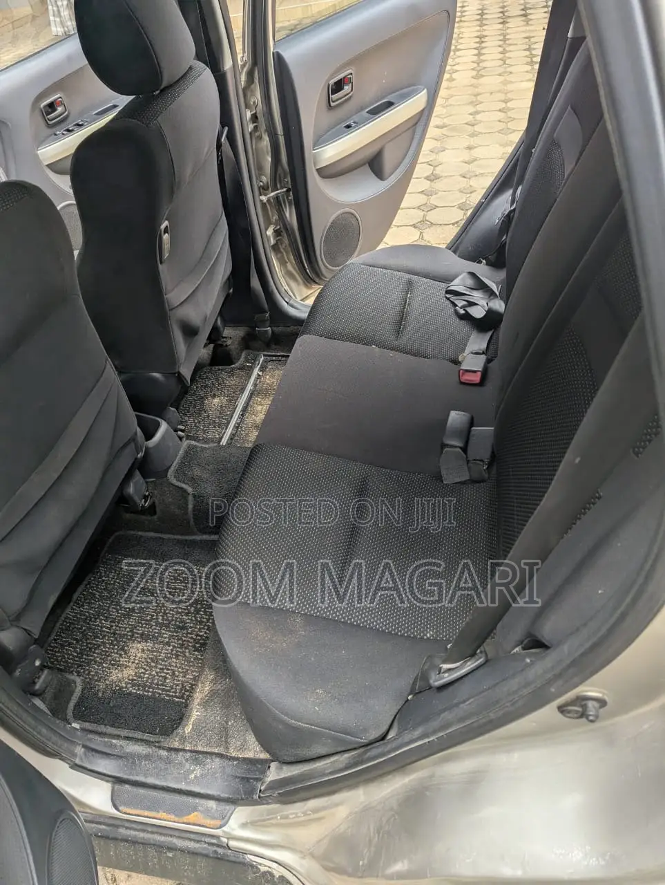 Toyota IST 2005 Beige