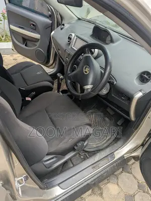 Toyota IST 2005 Beige