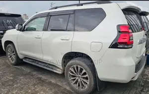 Toyota Land Cruiser Prado 2.8 2020 White