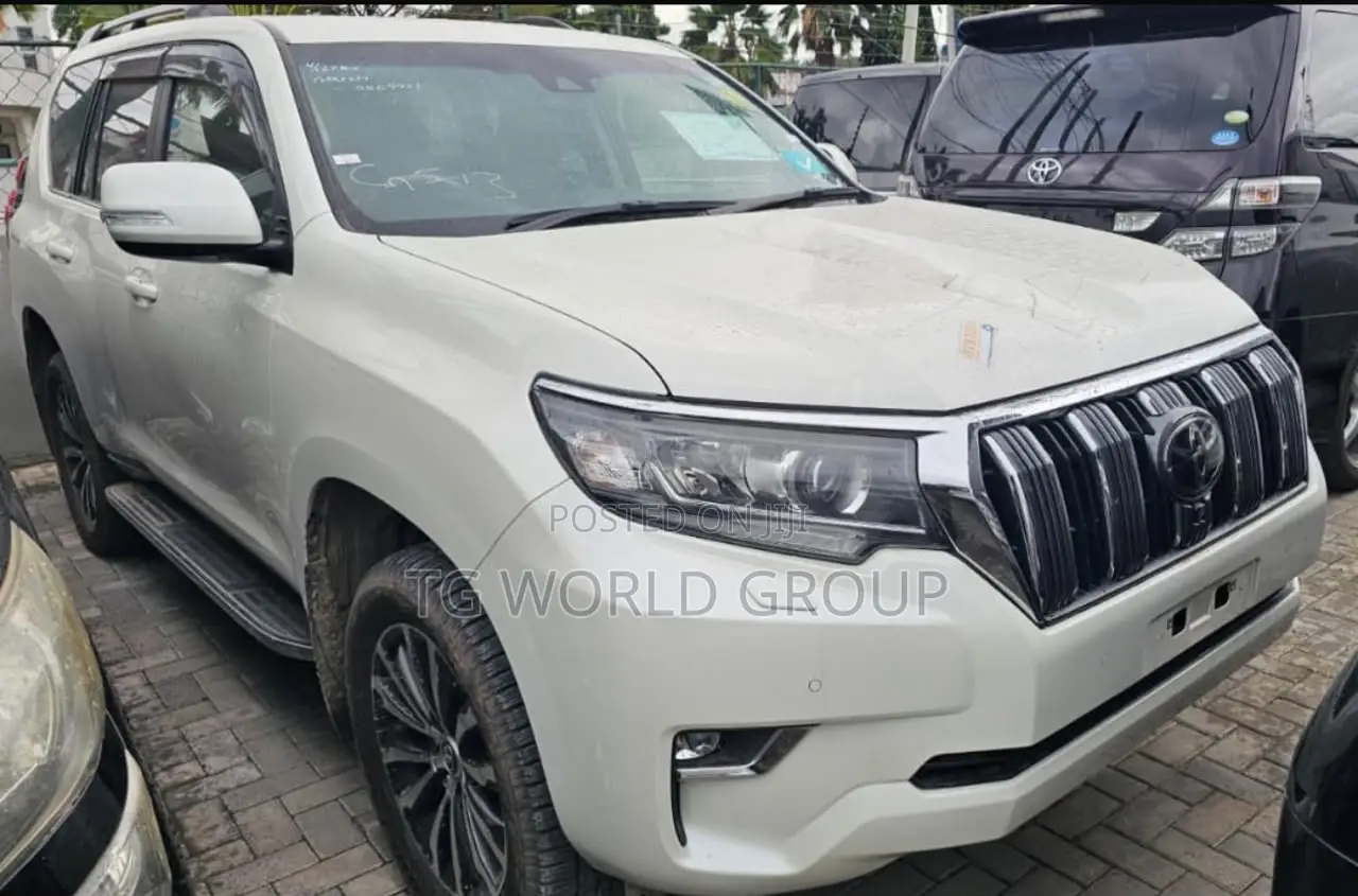 Toyota Land Cruiser Prado 2.8 2020 White