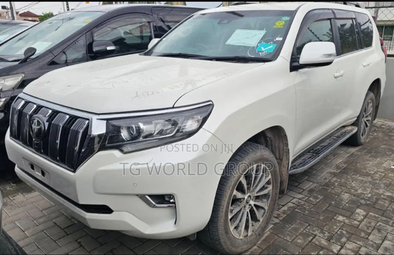 Toyota Land Cruiser Prado 2.8 2020 White