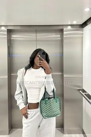 Goyard Anjou Mini Bag Detachable Mini Coin Pouch Attached to the Strap