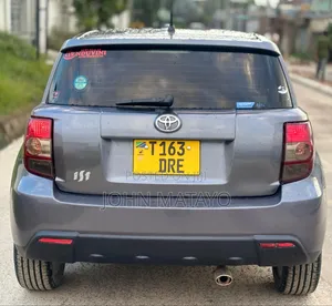 Toyota IST 2007 Gray