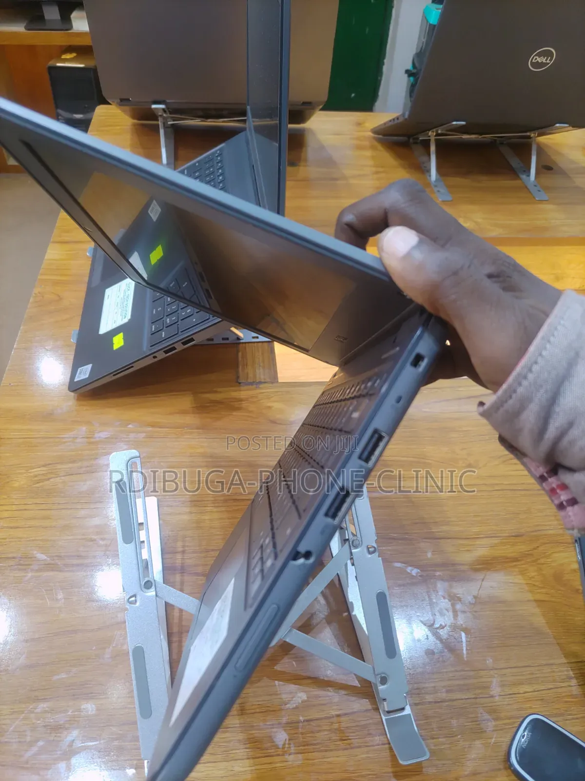 Laptop Dell Latitude 3120 8GB Intel Pentium HDD+SSD 128GB