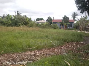 Kiwanja Mita 22 Kwa Mita 22 Kinauzwa Milioni 9,500,000/ Majohe Rada.