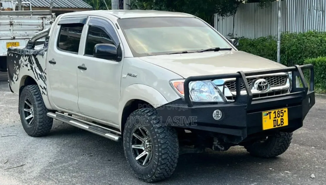 Toyota Hilux 2008 Beige