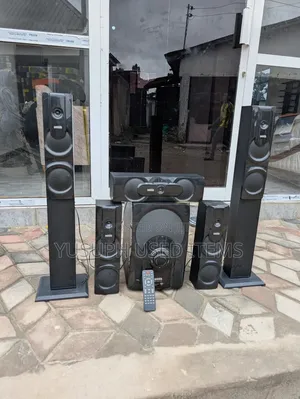 Boss Radio Speaker Tano