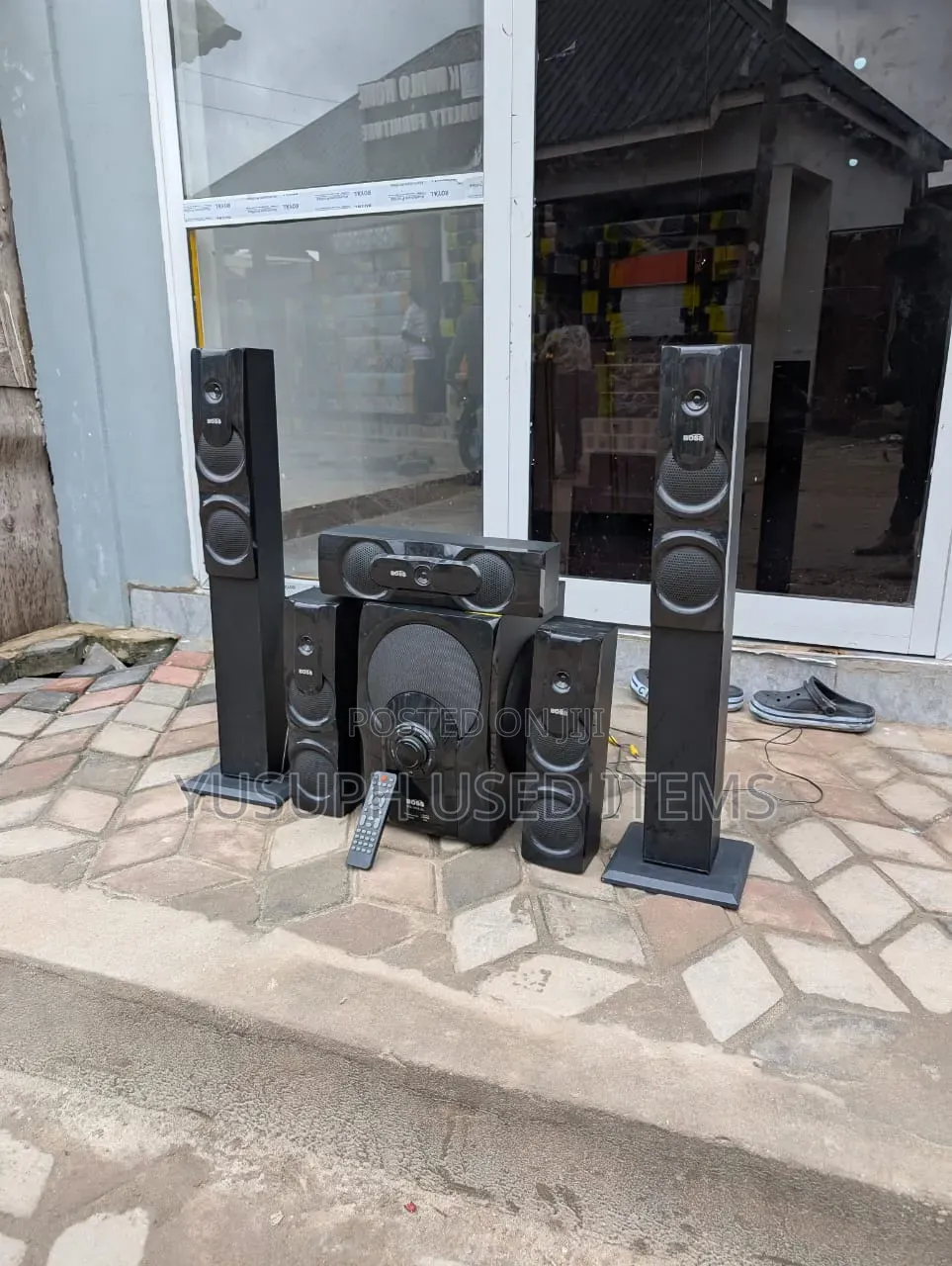Boss Radio Speaker Tano