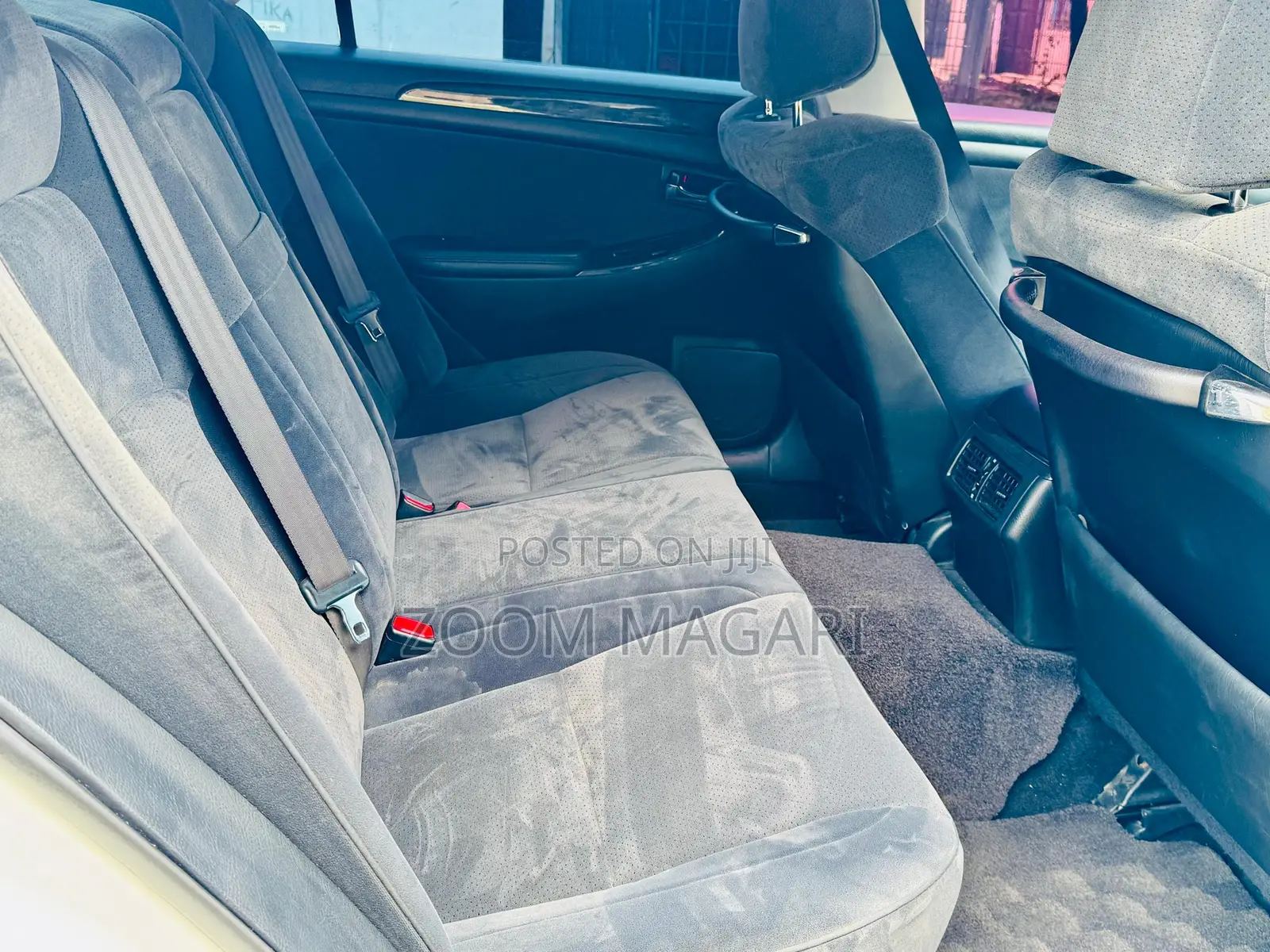 Toyota Crown Royale 2005 Pearl
