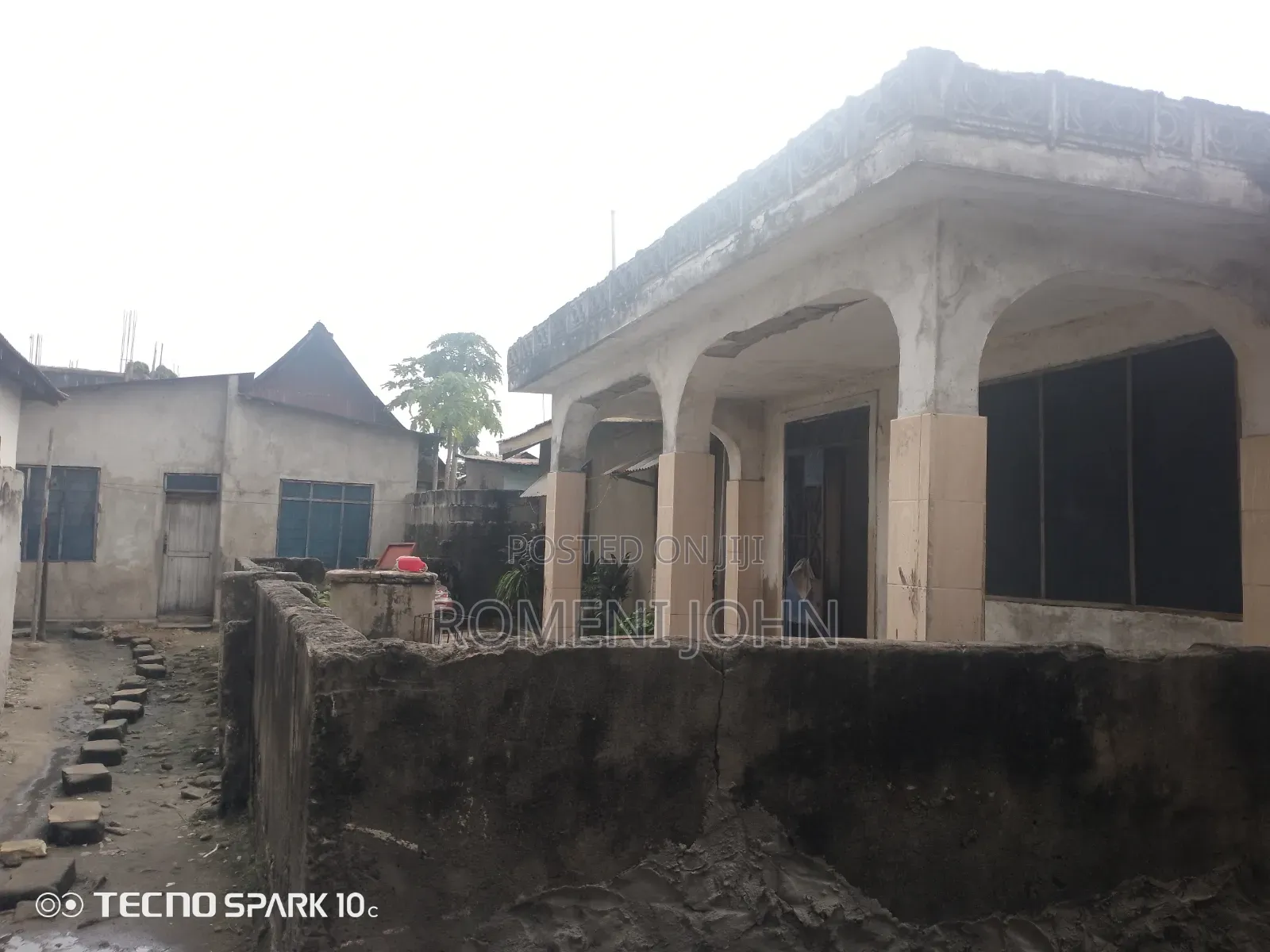 5bdrm House in Tanzania Daresalaam, Ilala for sale