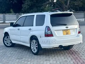 Subaru Forester 2005 White
