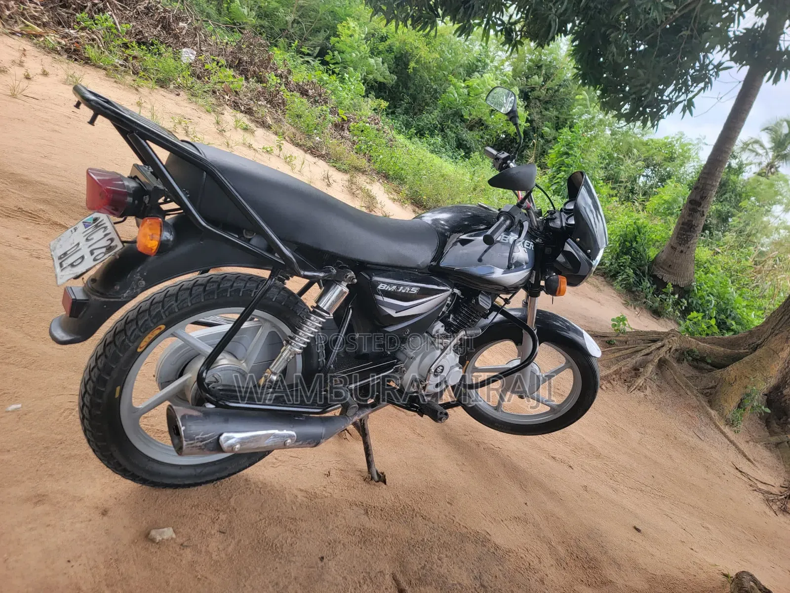 New Bajaj Boxer 125 2025 Black