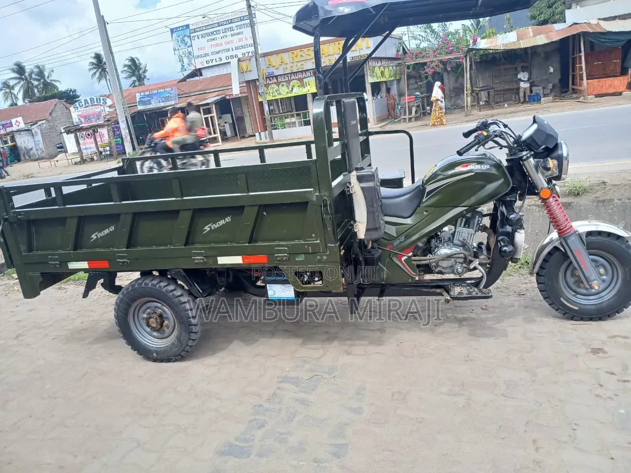 Bajaj Avenger 220 Cruise 2026 Green