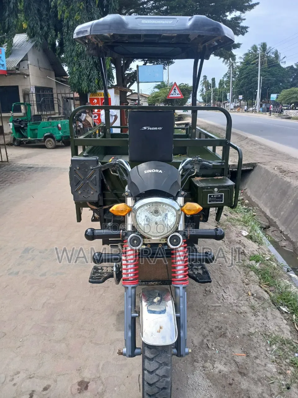 Bajaj Avenger 220 Cruise 2026 Green