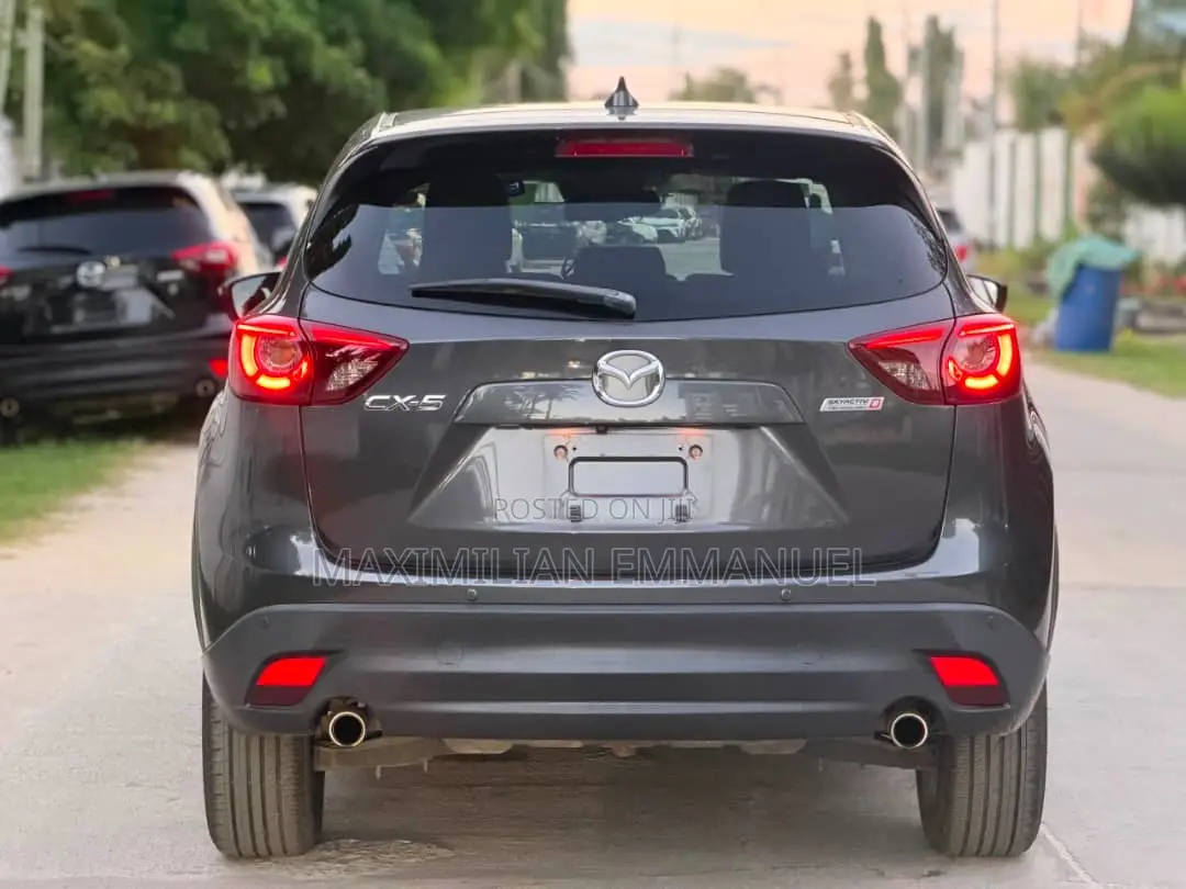 Mazda CX-5 2016 Gray