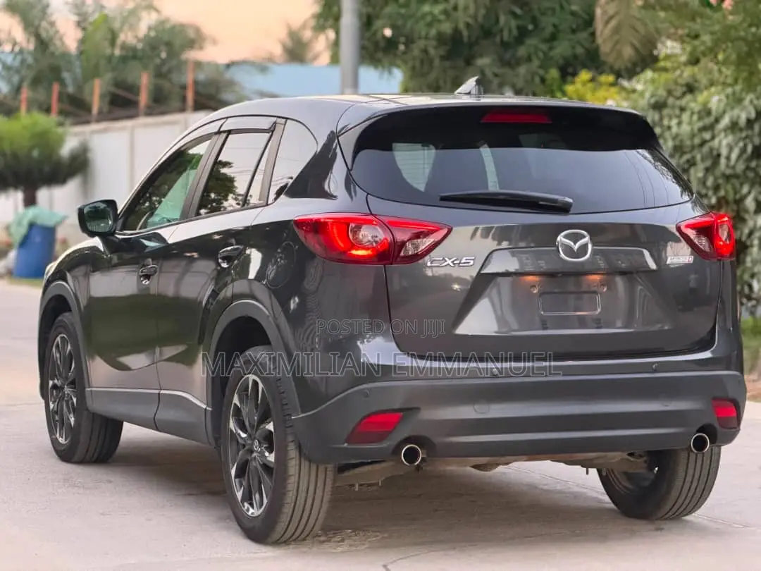 Mazda CX-5 2016 Gray