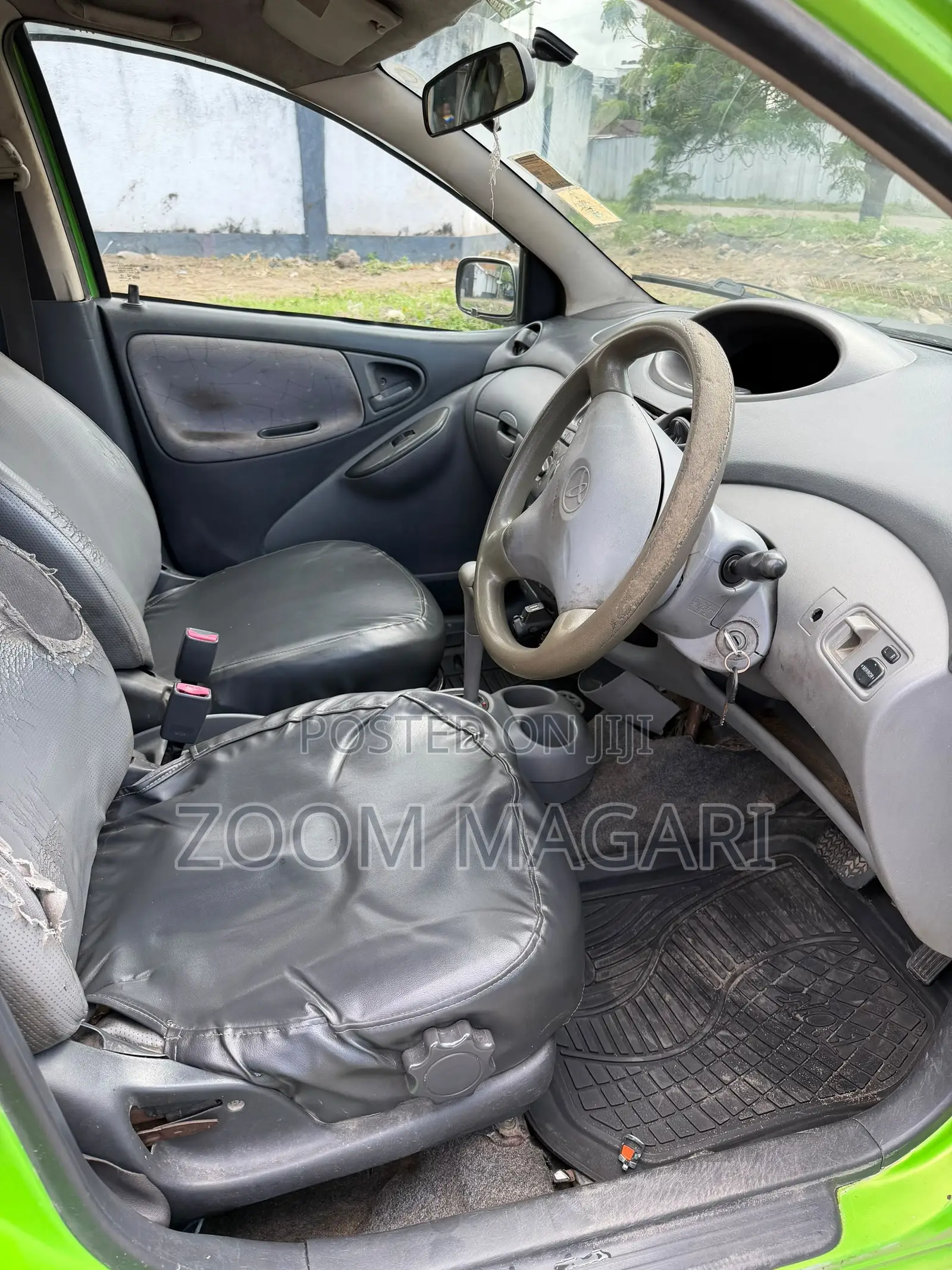 Toyota Vitz 2002 Green