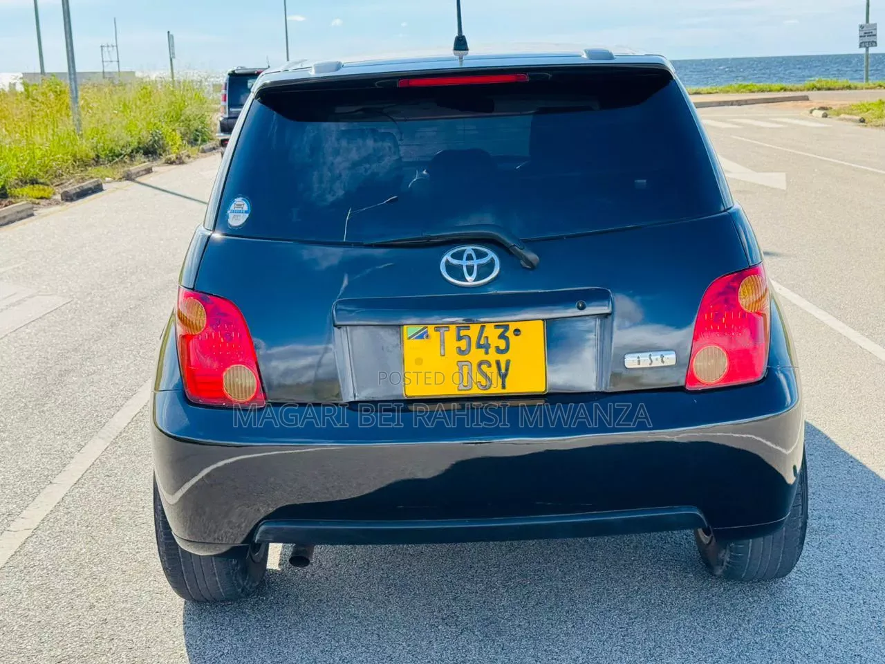 Toyota IST 2005 Black