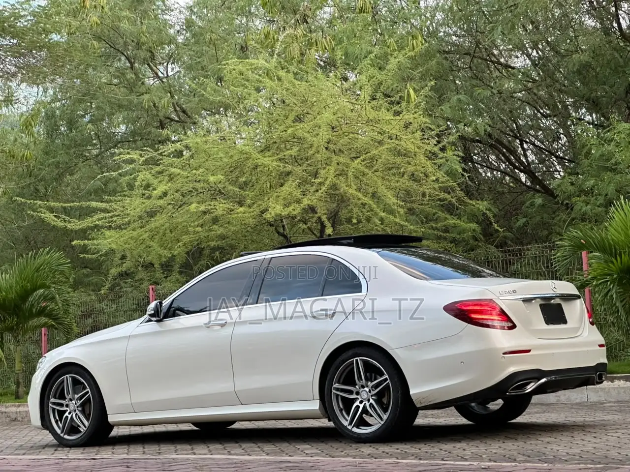 Mercedes-Benz C-Class 2017 White