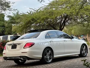 Mercedes-Benz C-Class 2017 White